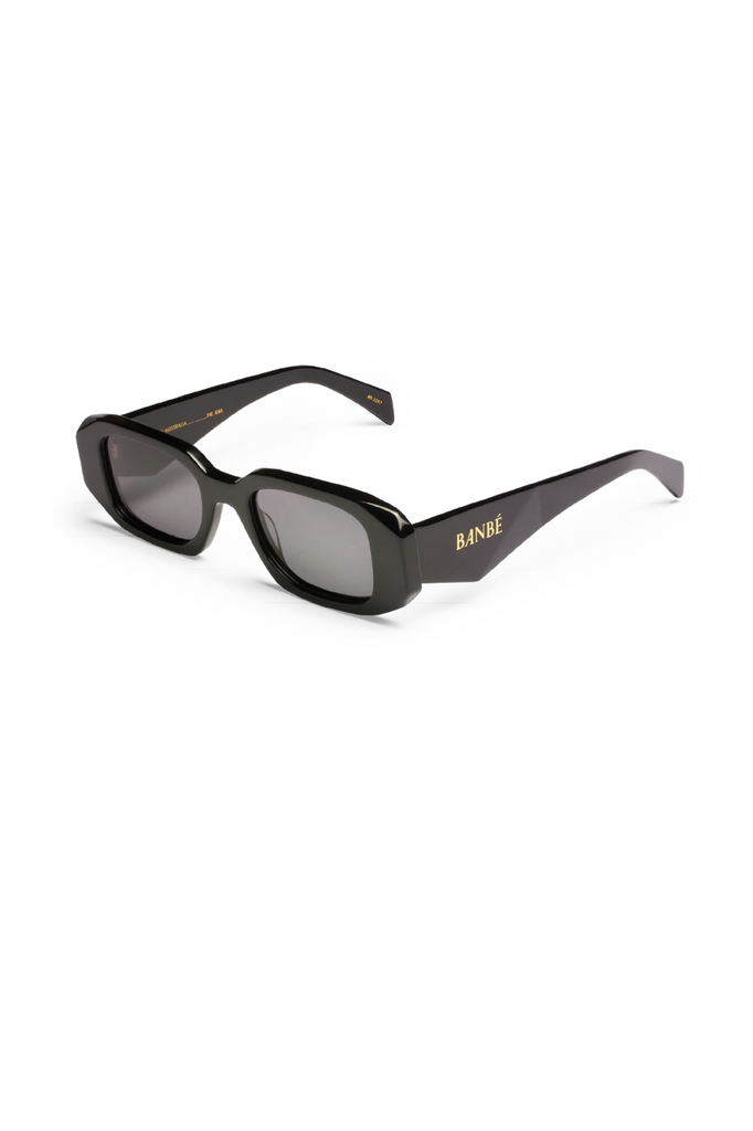 Black square sunglasses