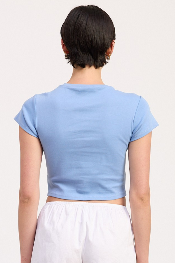 Beach scene graphic tee