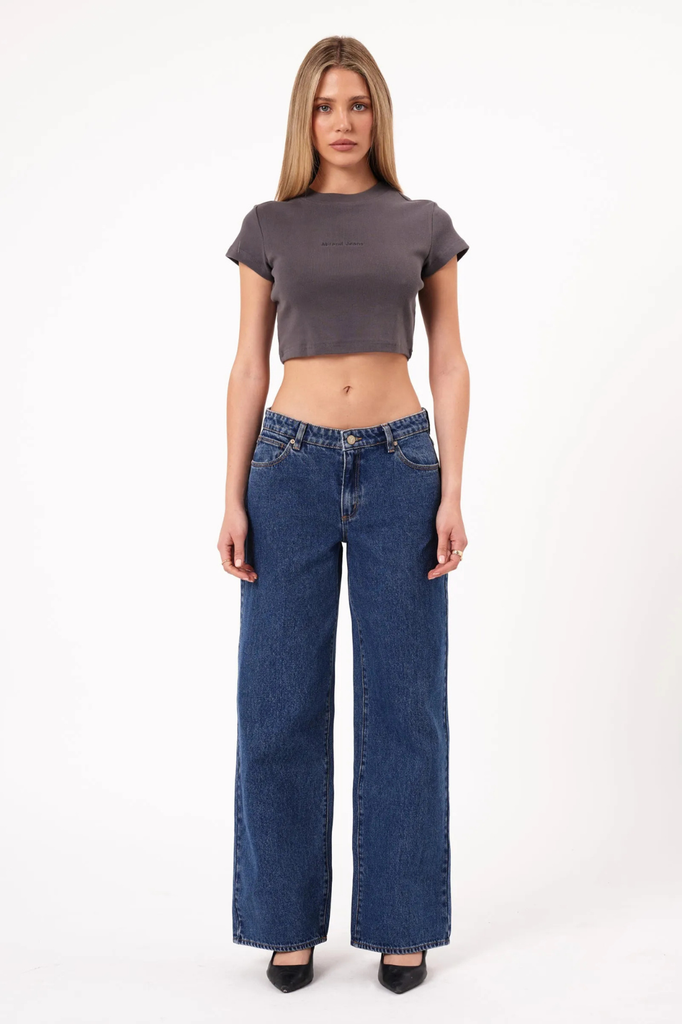 Low rise relaxed blue jeans