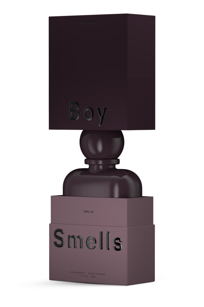 A sandalwood-forward perfume with fig, jasmine, and coconut