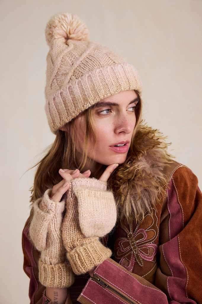 Chunky knit beanie and glove set ivory blush pink