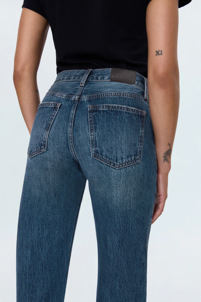 Mid-rise straight bow-legged blue jeans