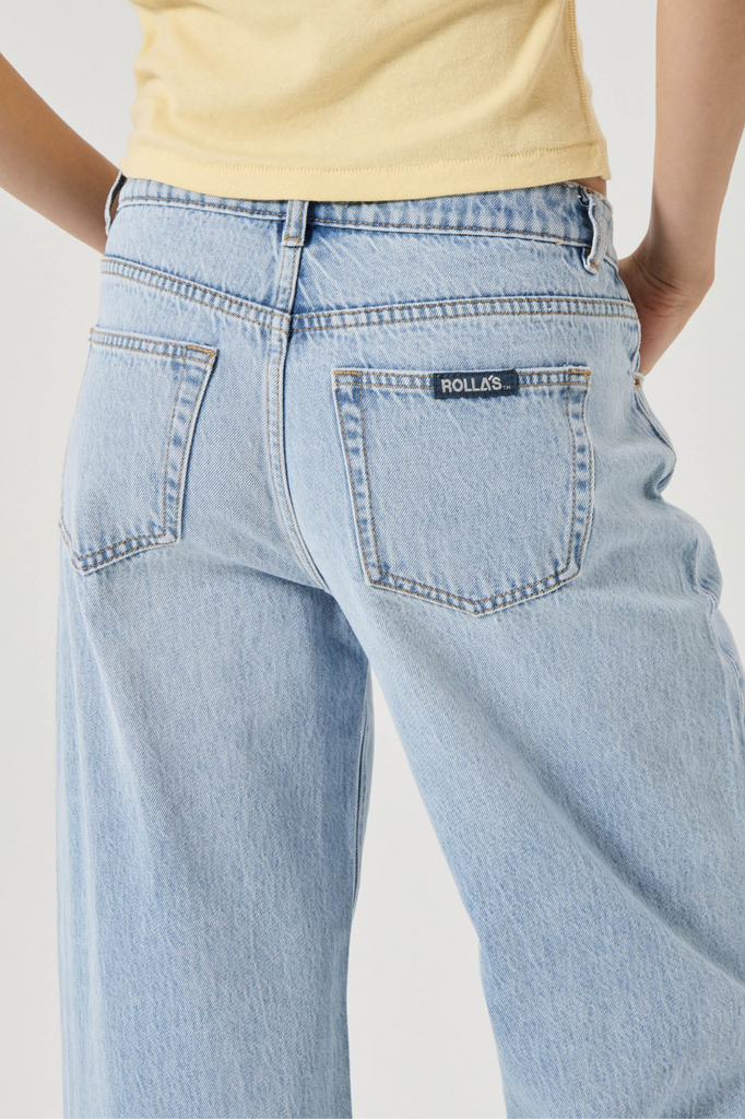 light blue vintage wash baggy denim jean