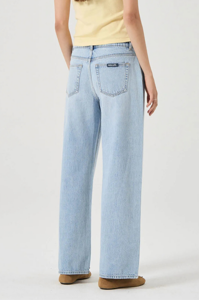 light blue vintage wash baggy denim jean