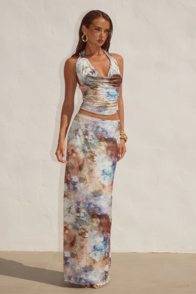 Low-rise maxi skirt in a dreamy watercolor print